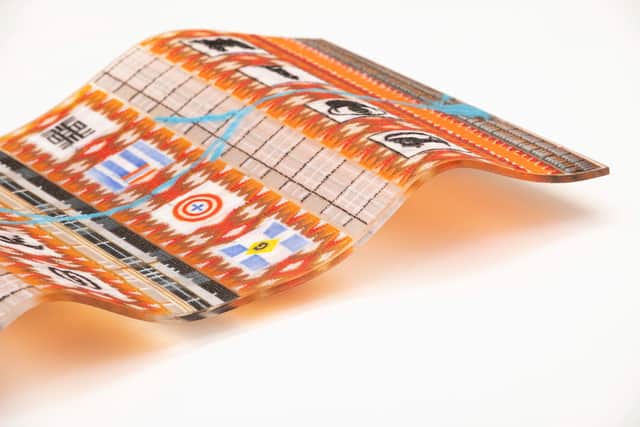 Anthony Amoako-Attah's incredible glass creations are made to look like fabric.