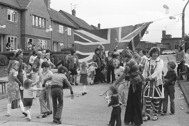 A Silver Jubilee street party in Agar Road, Farringdon in 1977. In the post-war council estates of Sunderland, streets were given the same name as the initial of the area they were in. For example T for Thorney Close and P for Plains Farm.
But F had already been take by Ford Estate so Farringdon got the letter A for its streets.