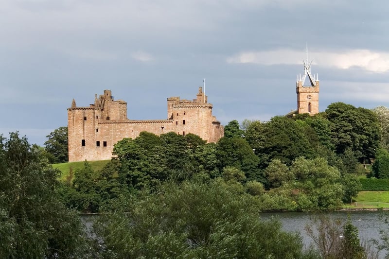 Located less than 9 miles from Falkirk, Linlithgow Palace dates back to the 12th century and was the birthplace of Mary, Queen of Scots. Once you've explored the palace you can enjoy a walk around Linlithgow Loch.
