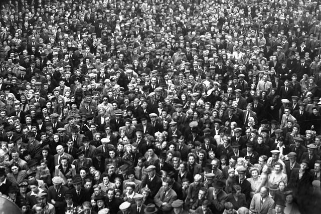 Vast numbers of people gathered in Sunderland to hear the news that war was officially over.