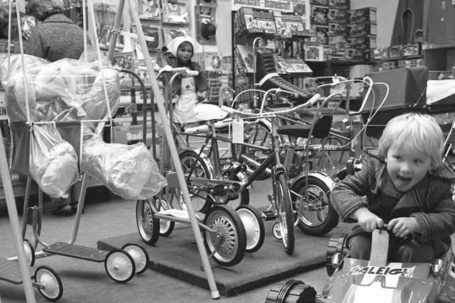 Rob Cullen said: "Joseph's, best toy shop ever. Reminded me of Duncan's in Home Alone." It's pictured here in the lead-up to Christmas in 1976.