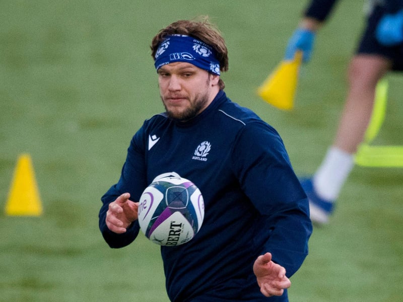 Glasgow Warriors hooker retains the No 2 jersey.