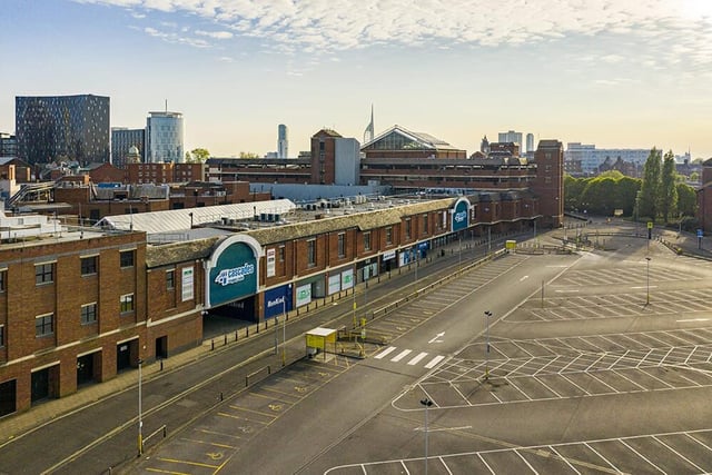 Fabric Land announced in June that it would not be reopening its store in the Cascades Shopping Centre after failing to reach an agreement over the lease. It had been open for 28 years.
