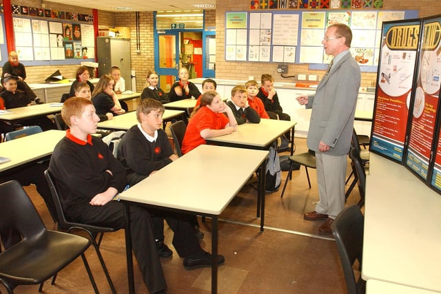 LEA drug advisor John Britton was giving a talk at Oxclose School in Washington in this scene from 2004.