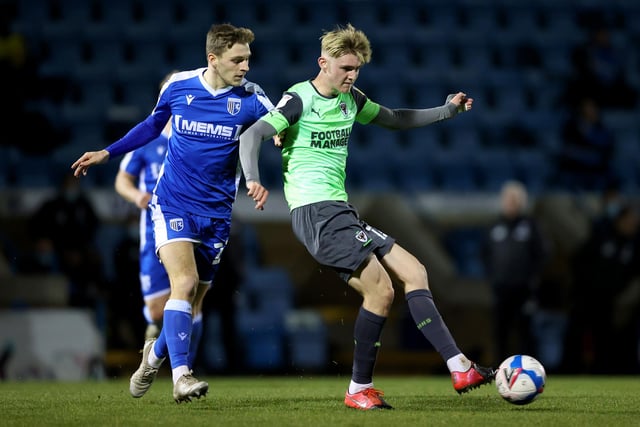 Gillingham’s young midfielder Henry Woods is again primed for a loan move away from Priestfield. Woods, 21, is recovering from injury but is expected to be sent out to get some game-time after the Gills recently strengthened their midfield department. (Kent Online)