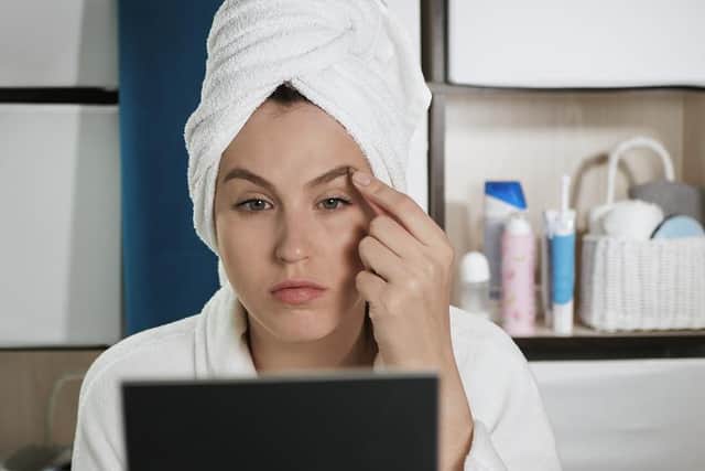 There are certain things you should and shouldn’t do when plucking, waxing and generally looking after your eyebrows, according to beauty experts (Photo: Stasonych/Shutterstock)