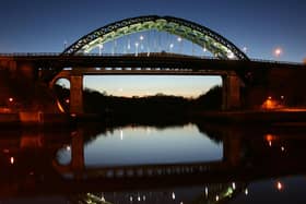 A network of light bars is to be installed on Wearmouth Bridge.