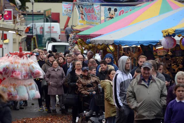 Queues at the 2019 Houghton Feast for the traditional ox roast sandwiches.