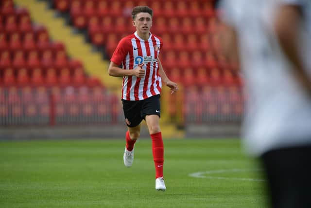 Sunderland youngster Dan Neil is pushing for a starting place