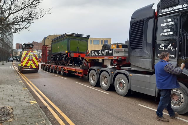 The tender for engine number 251 arrives in Doncaster  on the back of a lorry