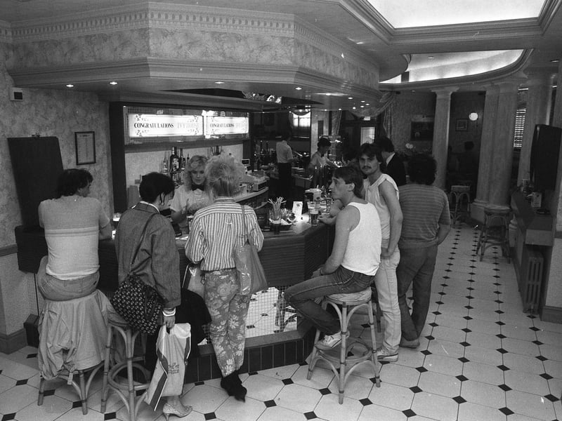 Still doing a roaring trade on the city's Worcester Terrace, many readers reminisced on good nights out spent at The Ivy House, pictured here in 1985.