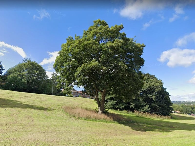 Woodseats recorded fewer than three Covid cases from 25 March to 1 April.