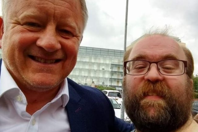 Twitter user @Bromley001 shared this photo with Blades boss Chris Wilder.