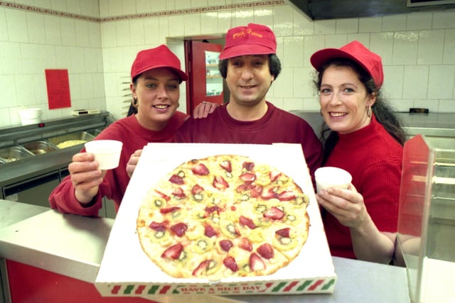 Ali Jaghoori and assistants Michelle Williams (left) and Lorraine Carney from Pizzarama in Hylton Road with their fruit pizza 26 years ago.