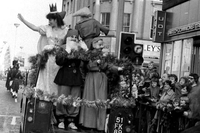 A pipe band and panto characters led the 1977 parade and crowds were also treated to an appearance by Dr Who star Tom Baker.