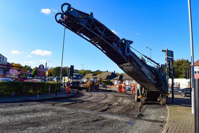 Resurfacing work taking place at the Barnes gyratory in 2019