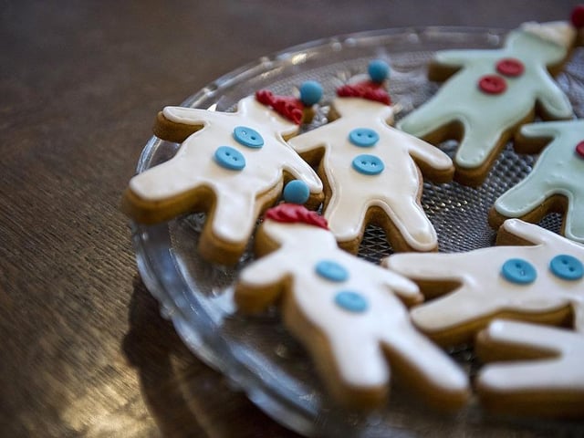 'Tis the season for treats! How about spending part of December 24 whipping up gingerbread men, some dessert for Christmas Day or another sweet treat to tuck into with your loved ones.
