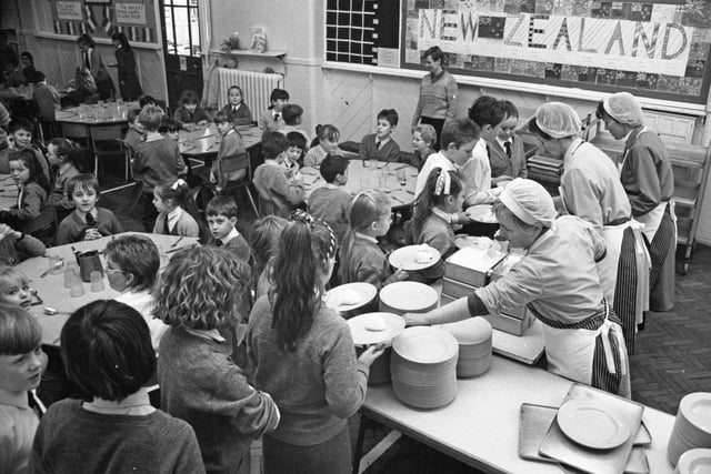 Dinner time at Redby Infants in 1990. There are lots of faces to recognise.