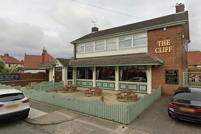 The Cliff in Roker has a 4.5 rating from 374 Google reviews.