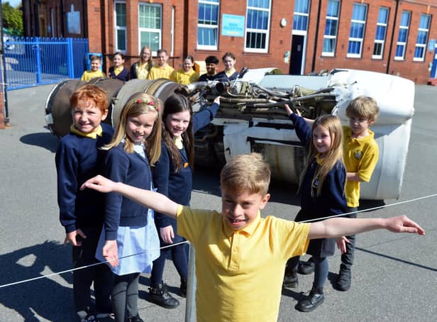Children at Fulwell Junior School have been "fascinated" by the installation of the Boeing 747 engine sculptures in their playground.