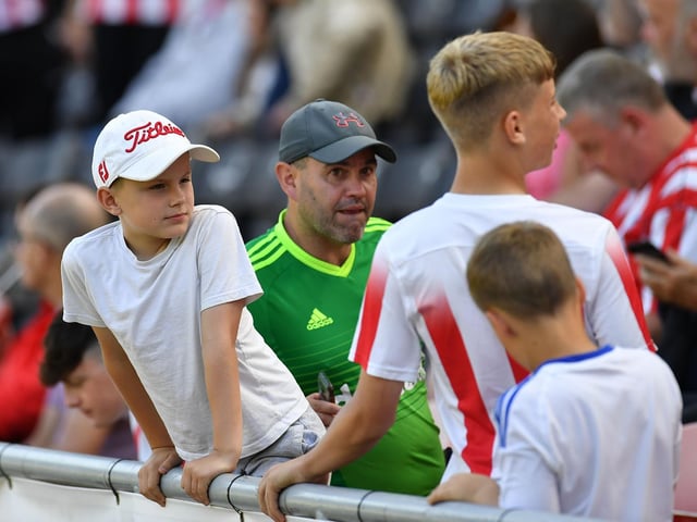 Sunderland fans enjoy the victory over Dundee United. Pictures by Frank Reid.