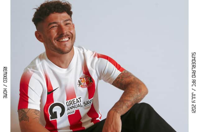 Sunderland have launched their new home strip. Picture via SAFC.