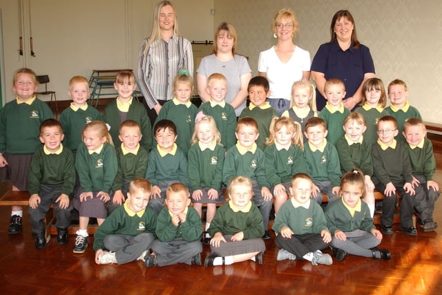 A 2004 photo from Hastings Hill Primary School. Who do you recognise?
