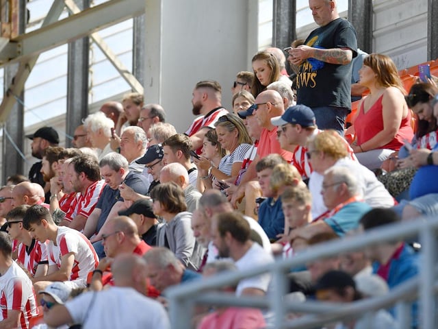 Sunderland fans enjoy the victory over Dundee United. Pictures by Frank Reid.