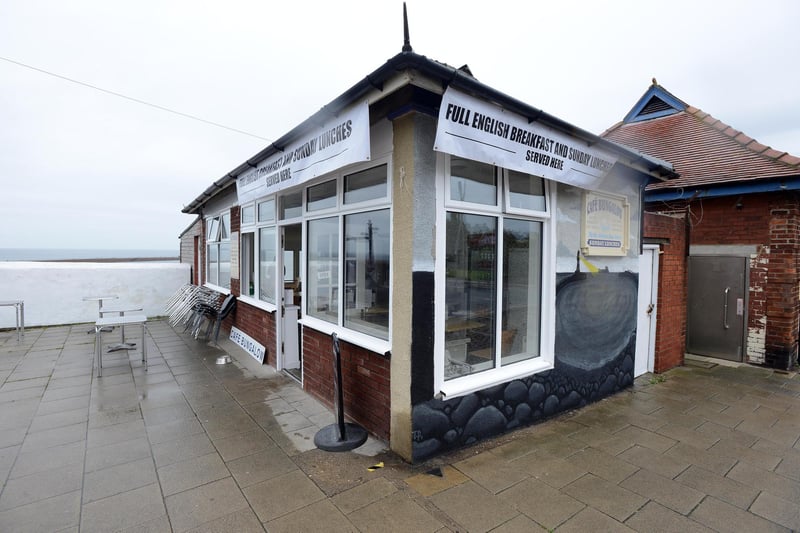 The route begins at Sunderland's iconic Bungalow Café. From there,  head along Roker Terrace passing the Roker Hotel on the left, until you reach a traffic crossing adjacent to Roker Park.
