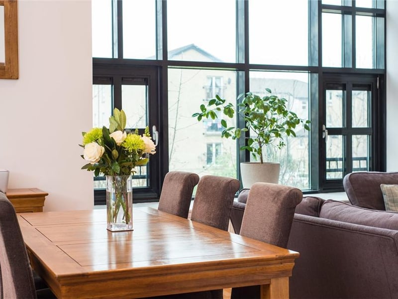 Dining room.
