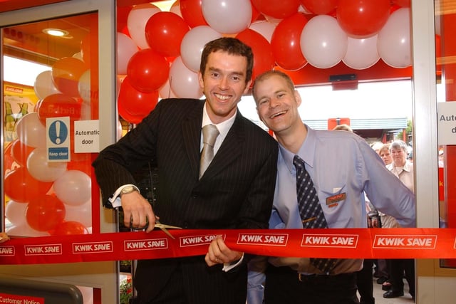 Emmerdale actor Mark Charnock opened Kwik Save in Seaham in this reminder from 18 years ago.