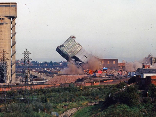 Demolition of pit head towers in October 1994.