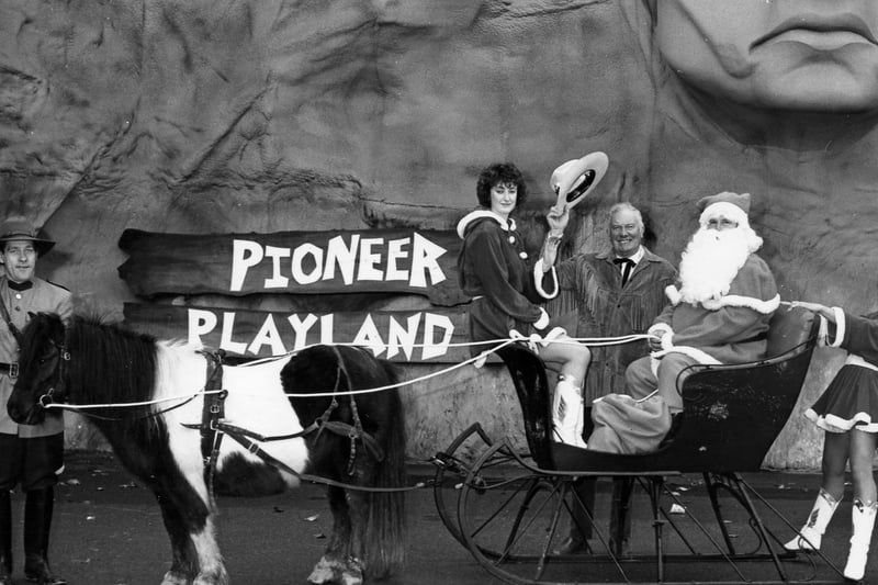 Santa arriving at Pioneer Playland, December 1990, The American Adventure