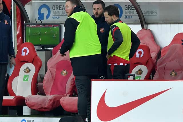 A change in the dugout and the moment that showed Sunderland were out-of-sync against Swindon Town