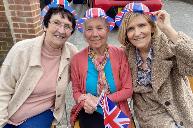 (Left to right) June Shemming, Pat Armstrong and June Wright all dressed up for the Jubilee Party at Fordenbridge Crescent, Sunderland. Picture by FRANK REID