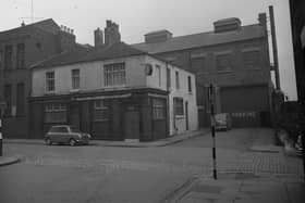 Wearside Echoes readers have been sharing their ultimate retro pub crawl routes through Sunderland. Let's take a look at their favourite haunts.