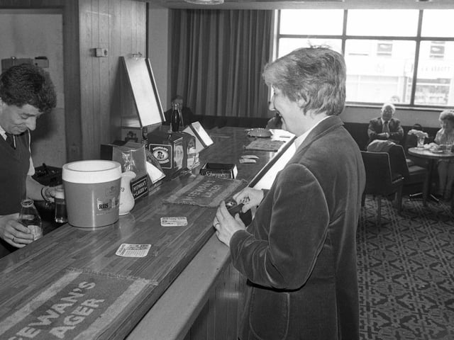 Back to February 1983 for this view inside the Mowbray Park Hotel.