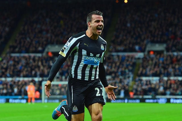 The former Newcastle United defender charges £395 per video on Cameo.