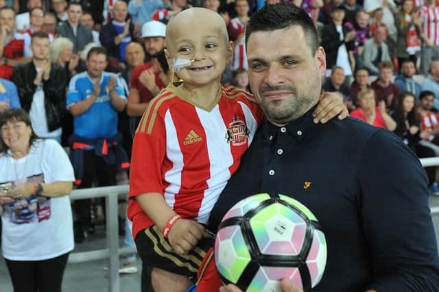Bradley Lowery with dad Carl when he was mascot for Sunderland.