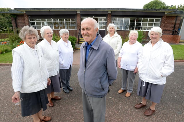 Gordon Northorpe, Chairman of the Thompson Park Bowls Club, with members of the ladies team 10 years ago.