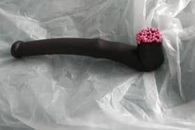 The lung-friendly Quarter Bent Squat Bulldog liquorice pipe, courtesy of reader Margaret Henderson. And only 25p.