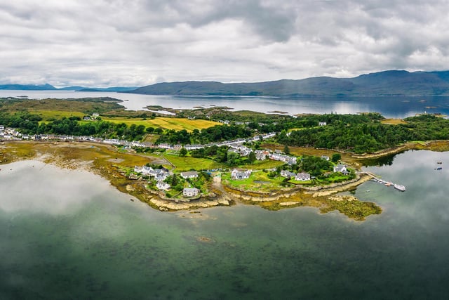 Plockton offers easy access to the islands of Skye and Raasay, as well as other spectacular parts of the Highlands