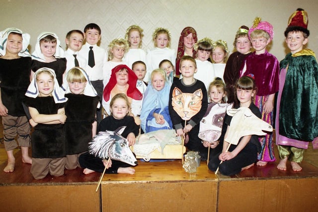 What a cast for the Hastings Hill Primary School Nativity 30 years ago. Does this bring back happy memories for you?