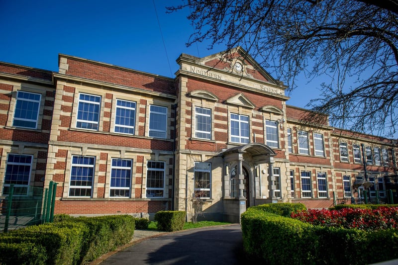 Famous former pupils of Mayfield School include former Prime Minister James Callaghanm, John Armitt, Sir Barry Cunliffe, Sir Roger Fry, Mike Donkin, Maj-Gen Brian Pennicott and more.