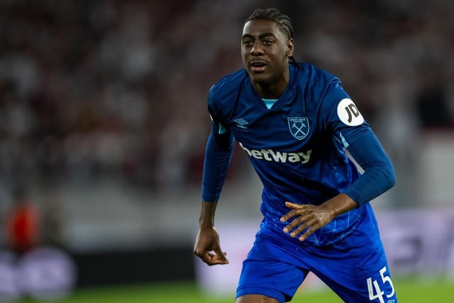 Sunderland have been credited with interest in the West Ham striker, who looks set to leave the London Stadium when his contract expires this summer. The 19-year-old has made 18 senior appearances for the Hammers.