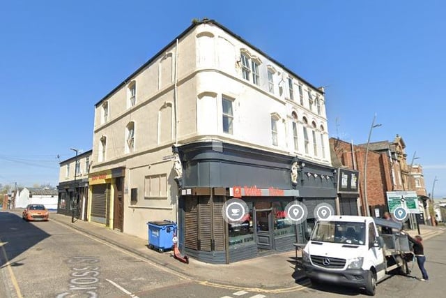 This property, which can be found on the corner of East Cross Street and High Street West is a part furnished studio flat which has resnt listed at £325 per month.