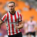 Diamond's Sunderland contract is set to expire this summer, while the winger has joined Carlisle United on loan until the end of the season.