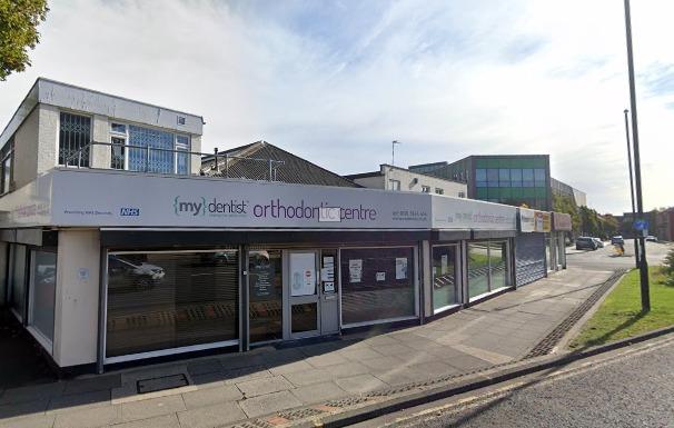 The MyDentist Orthodontic Centre on Toward Road in the city centre has an average rating of 3.5 stars from two reviews.