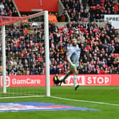 Patrick Roberts scores a crucial goal for Sunderland