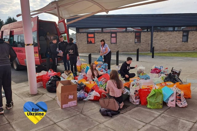 7 Teamwork
Pupils at Oxclose Community Academy working together to load the school minibus with donated items to help refugee families in Poland.